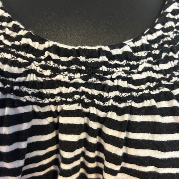 BUY 2 GET 1 FREE items priced $15 or less LOFT black white striped tank top XS - Picture 2 of 5